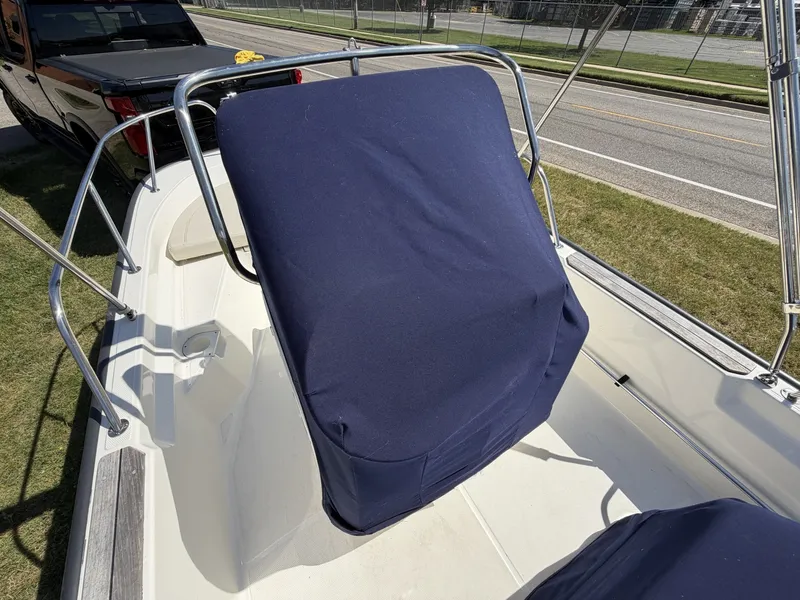 Slide: The Image of Boston Whaler 150 Montauk 2023 - 6257161