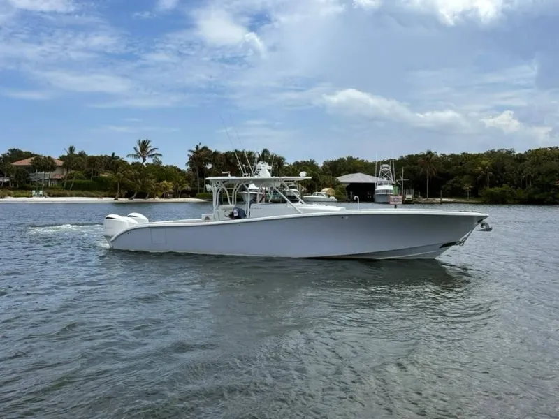 Slide: The Image of Yellowfin 42 Offshore 2014 - 6257453