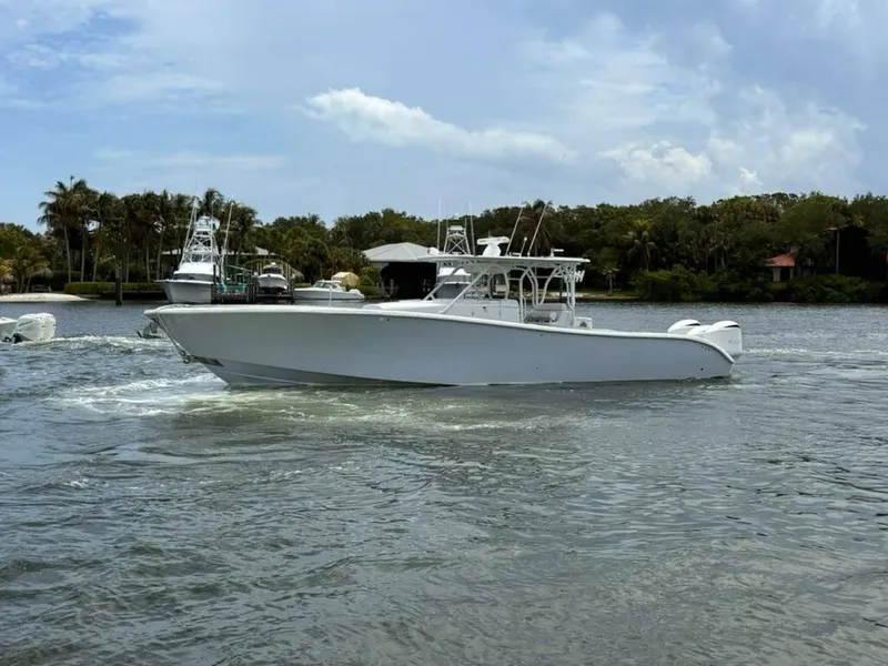 Slide: The Image of Yellowfin 42 Offshore 2014 - 6257454