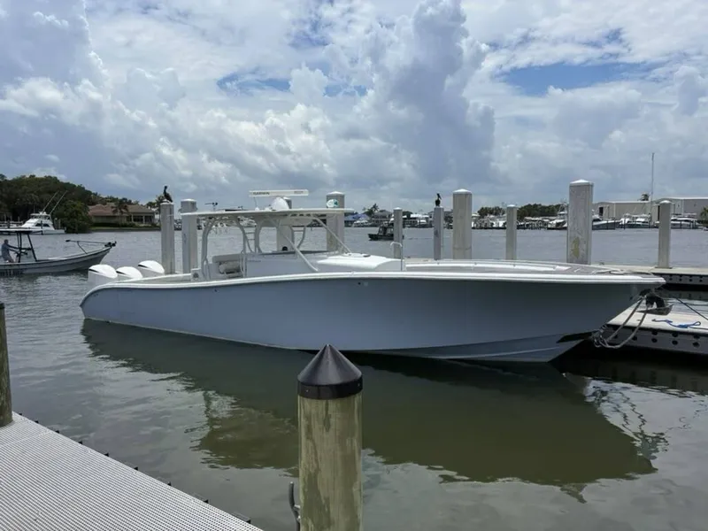 Slide: The Image of Yellowfin 42 Offshore 2014 - 6257457
