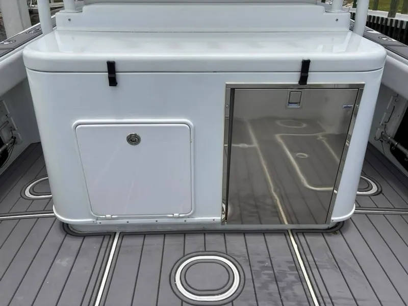 Slide: The Image of Yellowfin 42 Offshore 2014 - 6257436