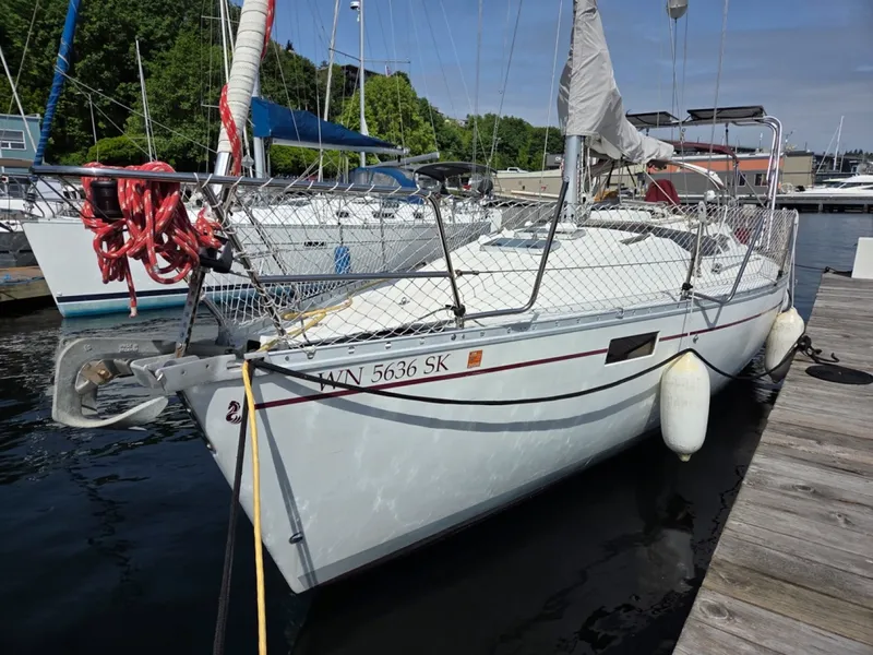 Slide: The Image of 1988 Beneteau Oceanis 350 sailboat docked at Signature - 6257948