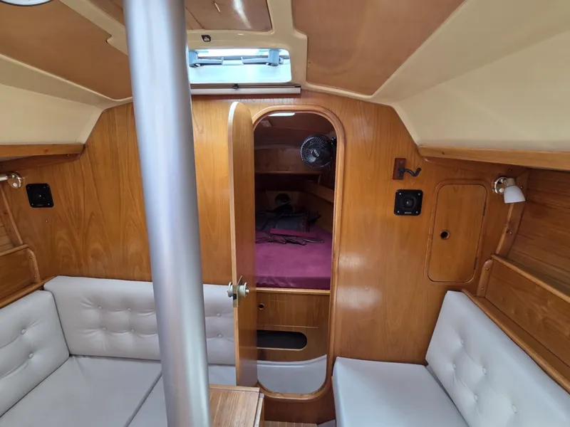 Slide: The Image of Salon looking forward into vee berth - 6257969