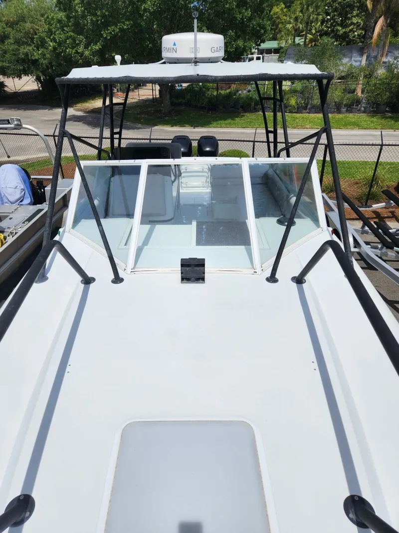 Slide: The Image of Contender 35 Side Console 2001 - 6258798
