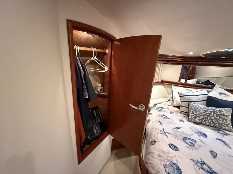Slide: The Image of Carver Yachts 450 Voyager 1999 - 6258910