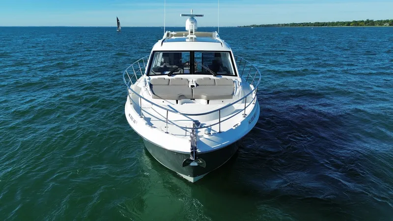 Slide: The Image of Sea Ray 520 Sundancer 2019 - 6259019