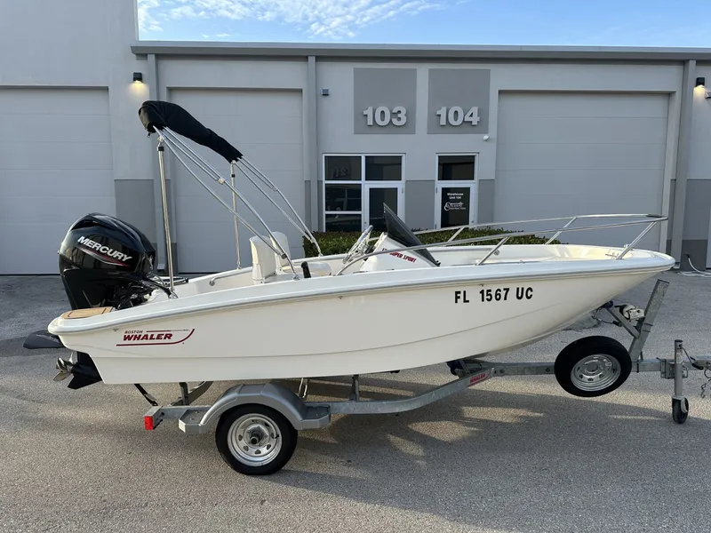 The Image of Boston Whaler 130 Super Sport 2025 - 0