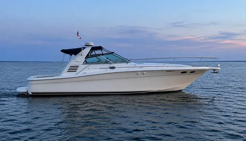 The Image of Sea Ray 370 Express 1999 - 0
