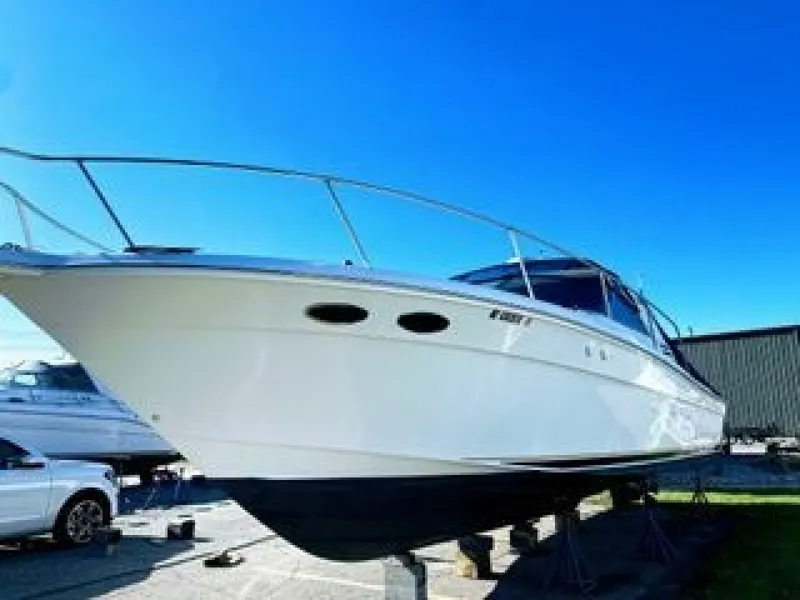 Slide: The Image of Sea Ray 370 Express 1999 - 6259219