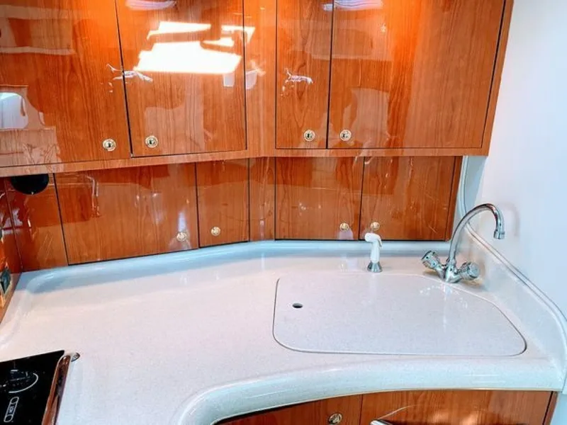 Slide: The Image of Sea Ray 370 Express 1999 - 6259247