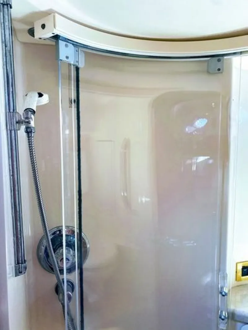 Slide: The Image of Sea Ray 370 Express 1999 - 6259252