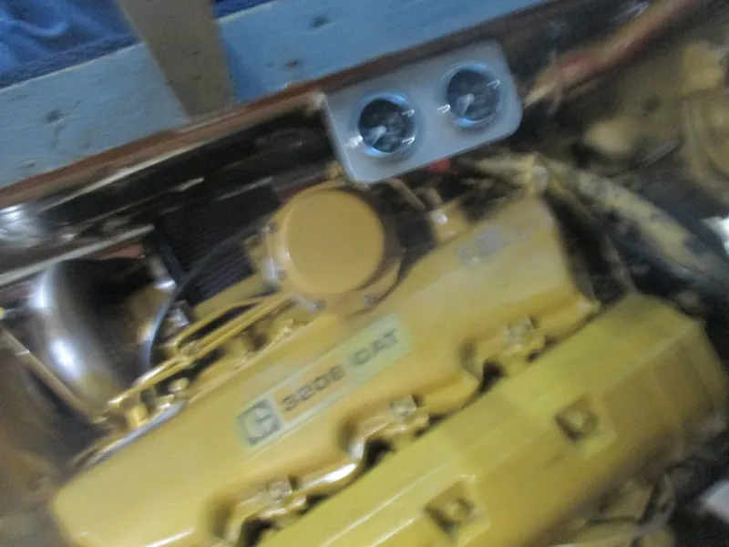 Slide: The Image of Bertram 35 Convertable 1984 - 6259368
