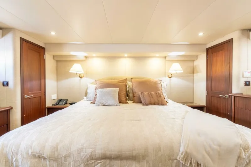 Slide: The Image of Pacific Mariner 65 Motor Yacht 2009 - 6261781