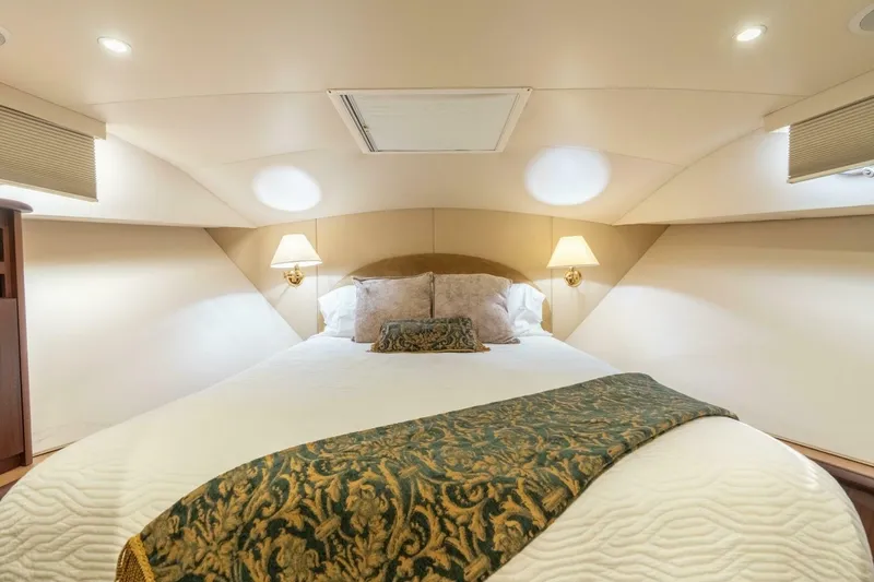 Slide: The Image of Pacific Mariner 65 Motor Yacht 2009 - 6261786
