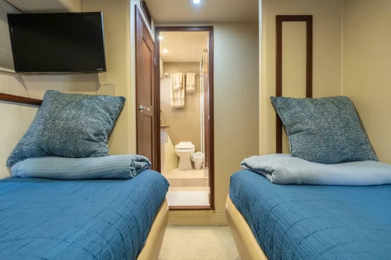 Slide: The Image of Pacific Mariner 65 Motor Yacht 2009 - 7383196