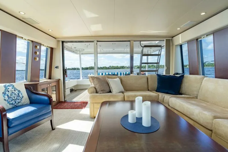 Slide: The Image of Pacific Mariner 65 Motor Yacht 2009 - 7383183