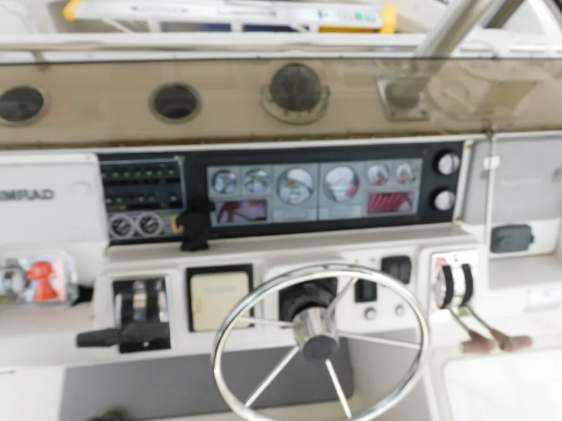 Slide: The Image of Wellcraft Sport Bridge 3300 1991 - 6259528