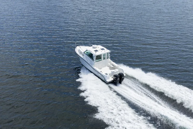 Slide: The Image of Boston Whaler 315 Conquest 2014 - 6259782