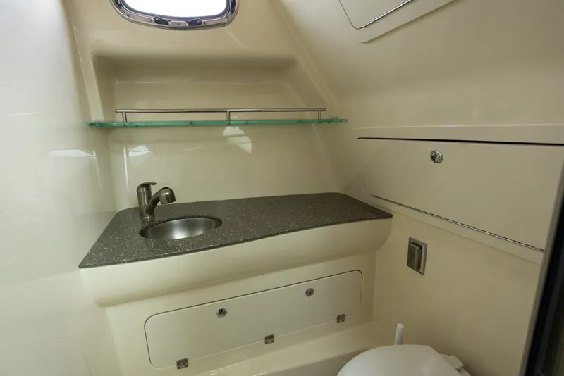 Slide: The Image of Boston Whaler 315 Conquest 2014 - 6259777