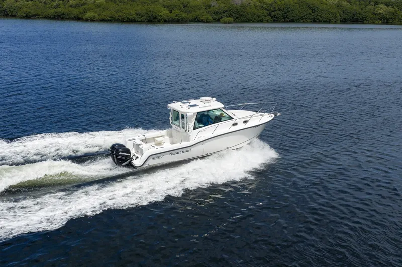 Slide: The Image of Boston Whaler 315 Conquest 2014 - 6259778