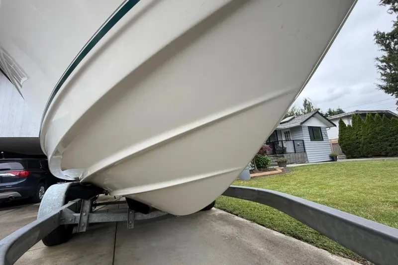 Slide: The Image of Bayliner Trophy 2052 Walkaround 2005 - 6268490