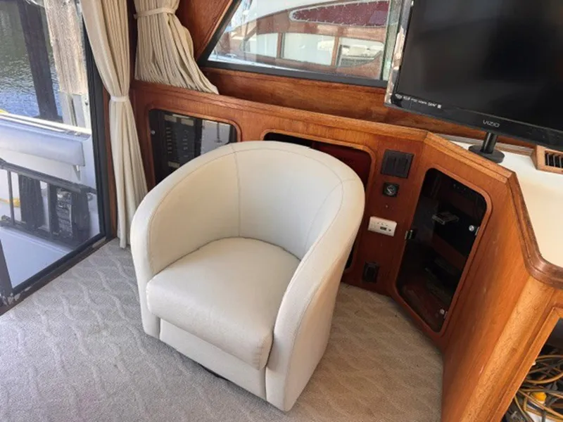 Slide: The Image of Tiara 3600 Convertible 1988 - 6260064