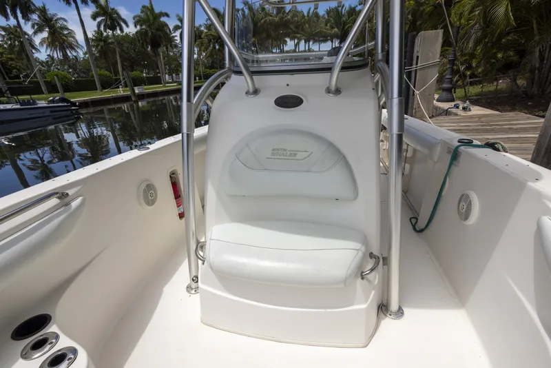 Slide: The Image of Boston Whaler 270 OUTRAGE 2007 - 6260081