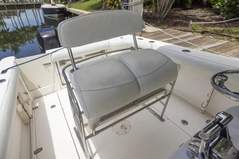 Slide: The Image of Boston Whaler 270 OUTRAGE 2007 - 6260083