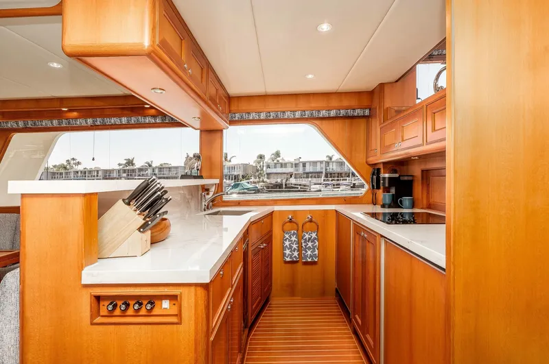 Slide: The Image of Offshore Pilothouse 2005 - 6300140