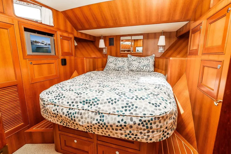 Slide: The Image of Offshore Pilothouse 2005 - 6300170