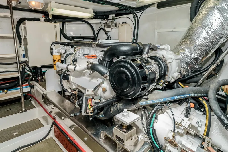 Slide: The Image of Offshore Pilothouse 2005 - 6300180