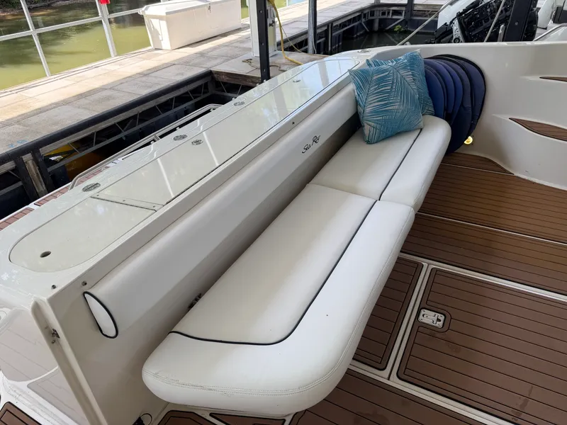 Slide: The Image of Sea Ray 550 SEDAN BRIDGE 2005 - 6260896