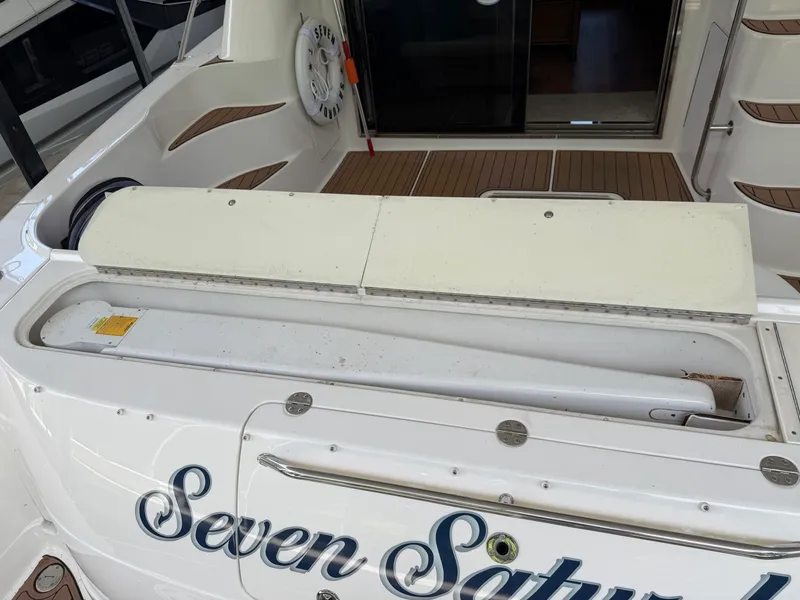 Slide: The Image of Sea Ray 550 SEDAN BRIDGE 2005 - 6260899