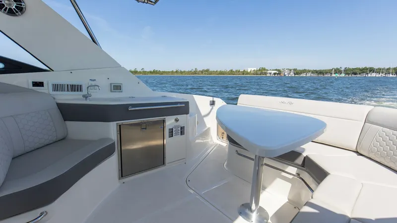 Slide: The Image of 2022 32 Sea Ray 320 Sundancer OB Raya Sunshine Lounge_Salon (2) - 6312458