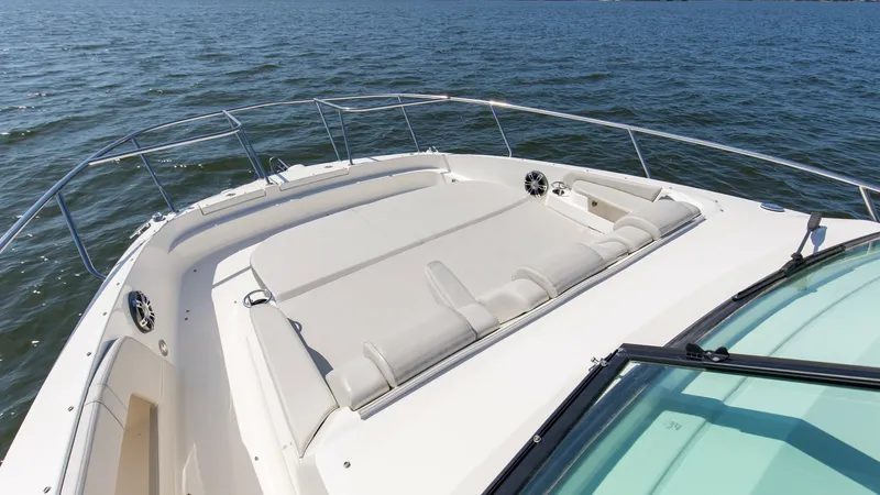 Slide: The Image of 2022 32 Sea Ray 320 Sundancer OB Raya Sunshine (9) - 6312474
