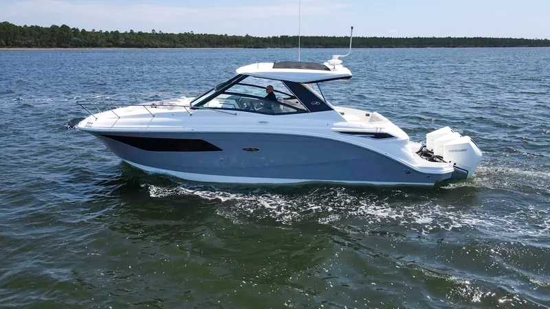 Slide: The Image of 2022 32 Sea Ray 320 Sundancer OB Raya Sunshine Exterior Profiles (10) - 6312485