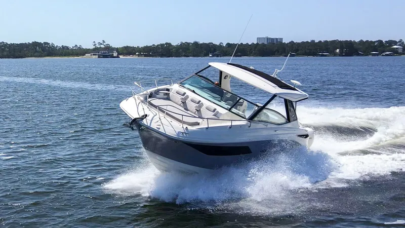 Slide: The Image of 2022 32 Sea Ray 320 Sundancer OB Raya Sunshine Exterior Profiles - 6312494