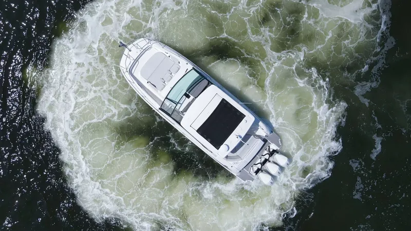 Slide: The Image of 2022 32 Sea Ray 320 Sundancer OB Raya Sunshine (28) - 6312495