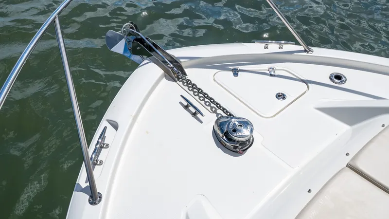 Slide: The Image of Boston Whaler 325 Conquest 2020 - 6262068