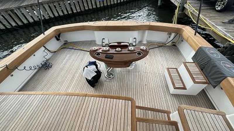 Slide: The Image of 2007 74 Viking 74 Enclosed Bridge Never Settle - Cockpit Area (2) - 6312564