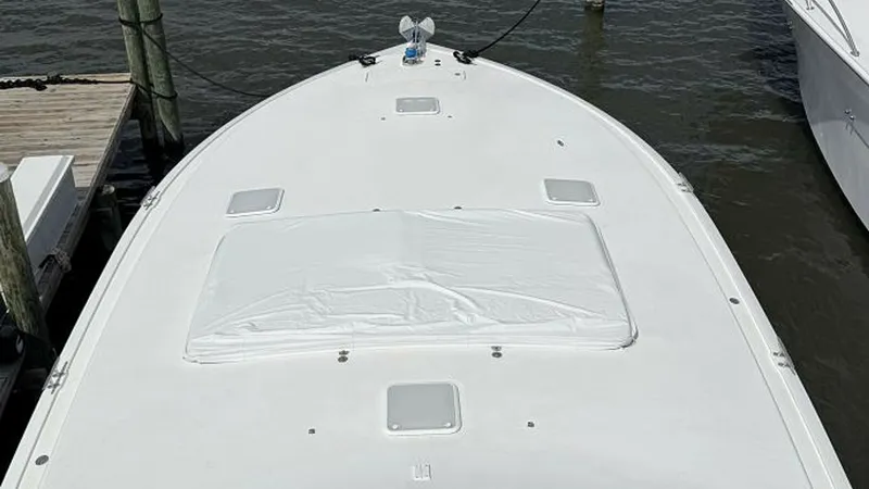 Slide: The Image of 2007 74 Viking 74 Enclosed Bridge Never Settle - Bow Deck - 6312565