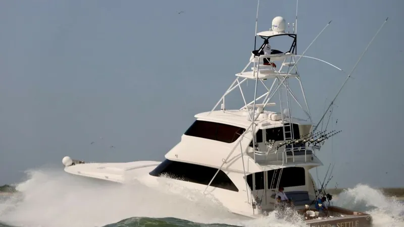Slide: The Image of 2007 74 Viking 74 Enclosed Bridge Never Settle - Port Profile (1) - 6312588