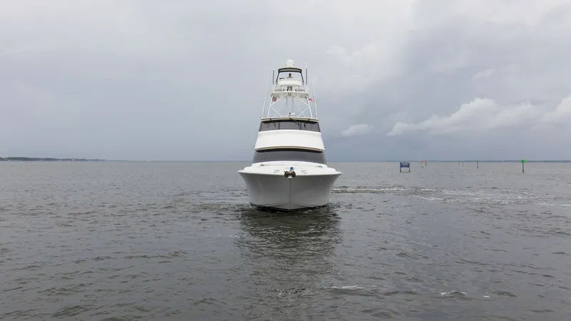Slide: The Image of 2007 74 Viking Enclosed Bridge Never Settle Profiles (3) - 6387871