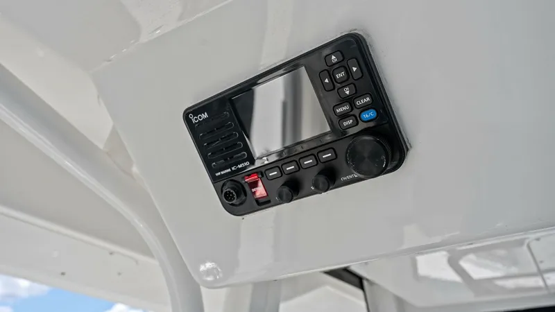 Slide: The Image of Regulator Marine 31 2022 - 6303994