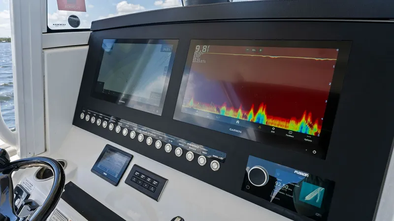 Slide: The Image of Regulator Marine 31 2022 - 6303996