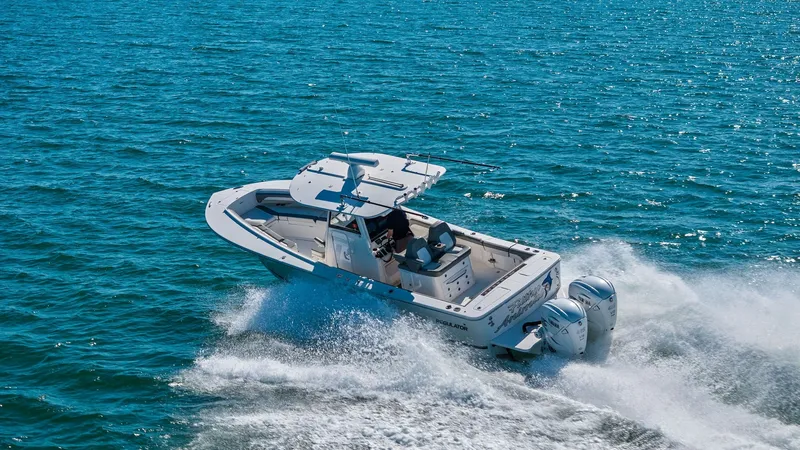 Slide: The Image of Regulator Marine 31 2022 - 6304017