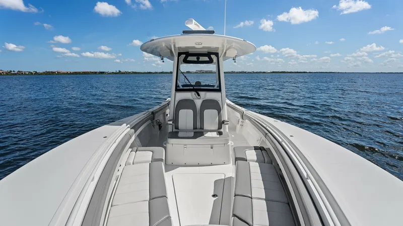 Slide: The Image of Regulator Marine 31 2022 - 6303979