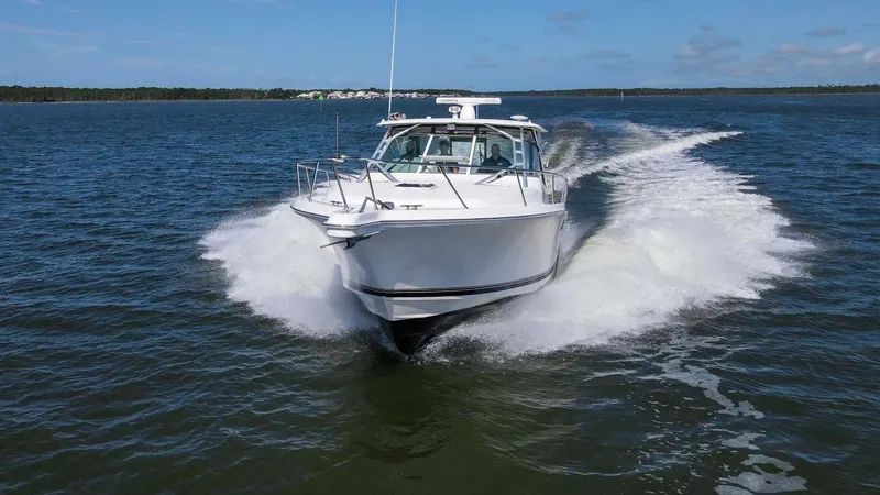 Slide: The Image of 2006 36 Wellcraft 360 Coastal Unbridled Exterior (8) - 6312538