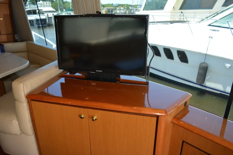 Slide: The Image of Ocean Yachts 56 Super Sport 2000 - 6262932
