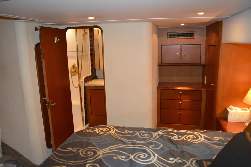 Slide: The Image of Ocean Yachts 56 Super Sport 2000 - 6262939